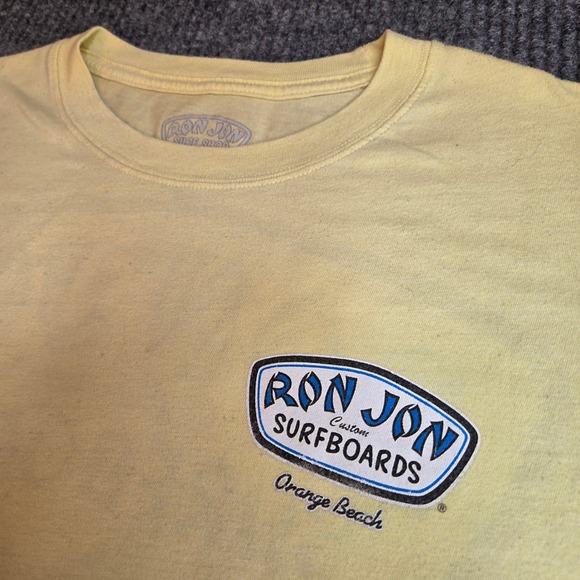 Ron Jon Surfboards T Shirt Men's Medium Yellow Custom Surfboards Orange Beach - Picture 1 of 5